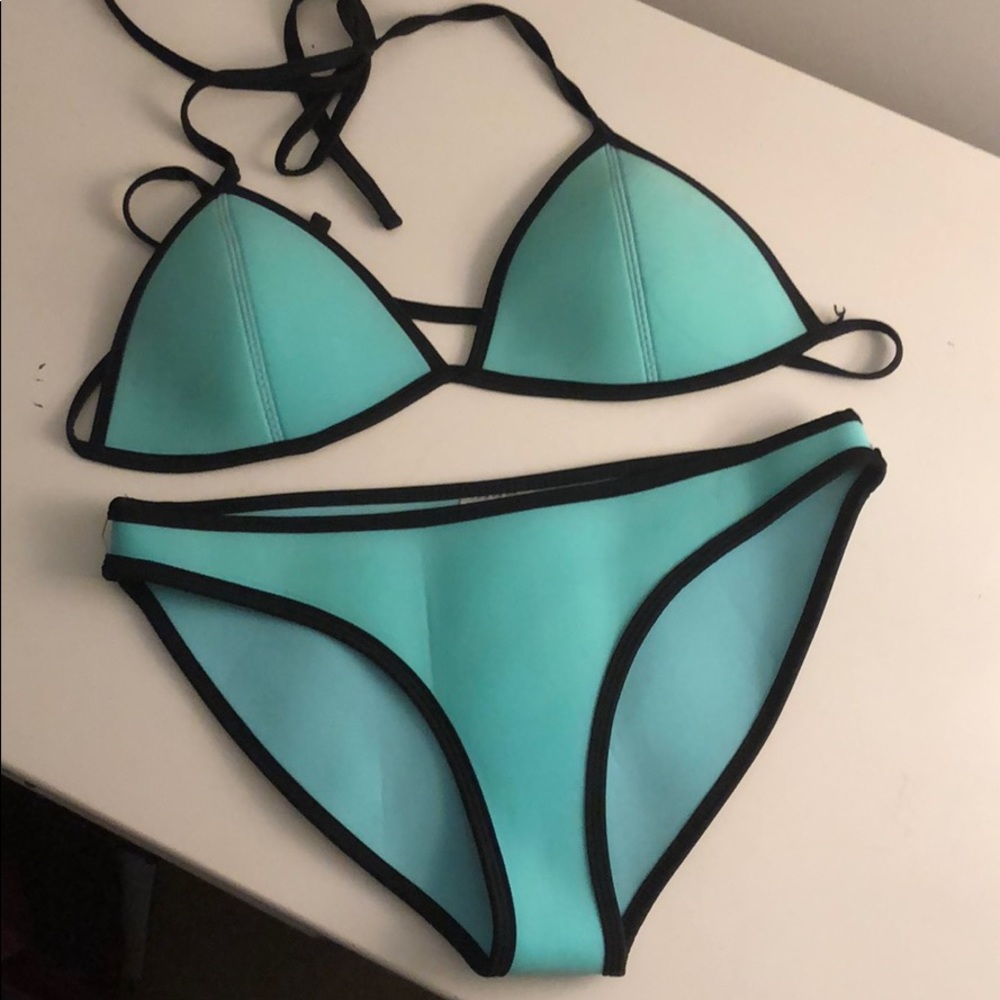 Blue triangle bikini lookalike